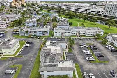 7680 SW 82nd St #H121, Miami, FL 33143 - Photo 24