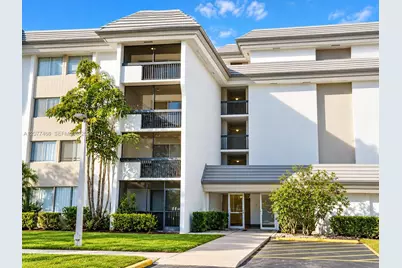 721 N Pine Island Rd #213, Plantation, FL 33324 - Photo 1