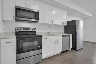 1620 NW 18th St, Miami, FL 33125 - Photo 2