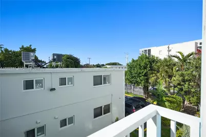 1620 NW 18th St #305, Miami, FL 33125 - Photo 6