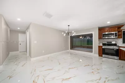 1050 Knollwood Cir, Other City - In The State Of Florida, FL 33873 - Photo 12