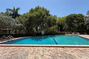 155 S Ocean Ln Dr, Key Biscayne, FL 33149 - Photo 14