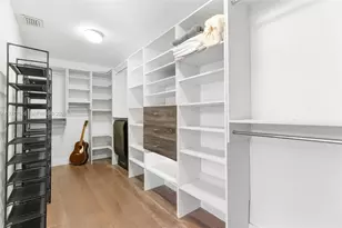 8220 Hawthorne Ave, Miami Beach, FL 33141 - Photo 26