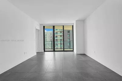 1300 S Miami Ave #2811, Miami, FL 33130 - Photo 12