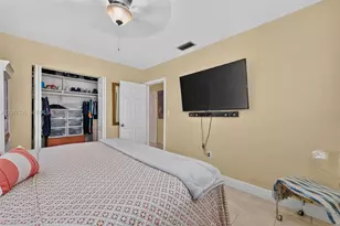 19721 SW 114th Ct, Miami, FL 33157 - Photo 10