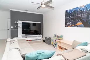 2818 SW 177th Ave, Miramar, FL 33029 - Photo 6