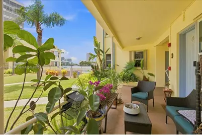 910 Bay Dr #15, Miami Beach, FL 33141 - Photo 22