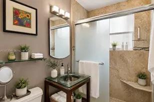910 Bay Dr, Miami Beach, FL 33141 - Photo 10