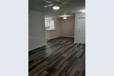 2881 N Oakland Forest Dr #103, Oakland Park, FL 33309 - Photo 8