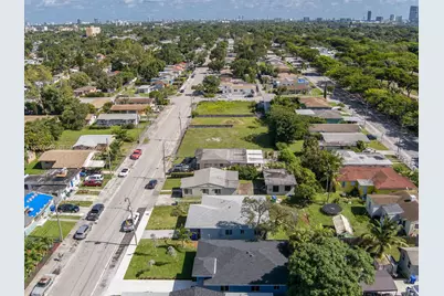 1468 NW 51st St, Miami, FL 33142 - Photo 18