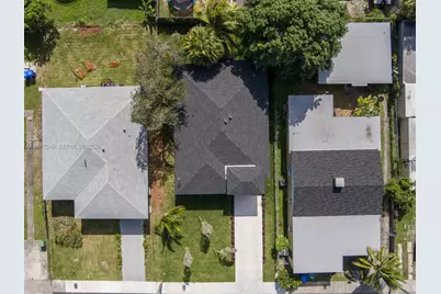 1468 NW 51st St, Miami, FL 33142 - Photo 10
