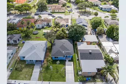 1468 NW 51st St, Miami, FL 33142 - Photo 6