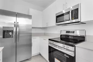 2660 SE 28th St, Homestead, FL 33035 - Photo 12