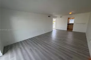 7590 SW 82nd St, Miami, FL 33143 - Photo 8