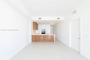 1400 Biscayne, Miami, FL 33132 - Photo 18