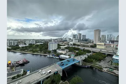 10 SW South River Dr #PH102, Miami, FL 33130 - Photo 8