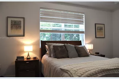 7940 NW 108th Pl, Doral, FL 33178 - Photo 26