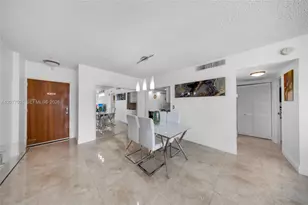 3901 S Ocean Dr, Hollywood, FL 33019 - Photo 10