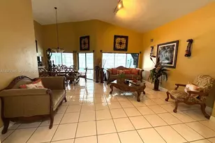 14629 Glencairn Rd, Miami Lakes, FL 33016 - Photo 4