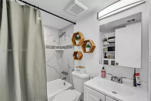 7545 E Treasure Dr, North Bay Village, FL 33141 - Photo 22