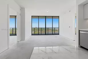 1170 E Hallandale Beach Blvd, Hallandale Beach, FL 33009 - Photo 10