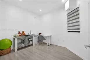 15600 SW 136th St, Miami, FL 33196 - Photo 14