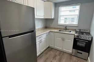 1258 Pennsylvania Ave, Miami Beach, FL 33139 - Photo 4