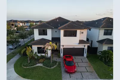 8824 NW 161st Ter, Miami Lakes, FL 33018 - Photo 6