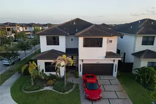 8824 NW 161st Terrace, Miami Lakes, FL 33018 - Photo 6