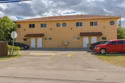 318 NE 166th St #318, Miami, FL 33162 - Photo 8
