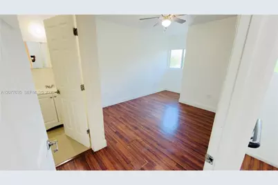318 NE 166th St #318, Miami, FL 33162 - Photo 22