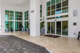 950 Brickell Bay Dr, Miami, FL 33131 - Photo 2