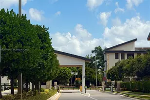 10455 NW 82nd St, Doral, FL 33178 - Photo 2