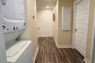 10455 NW 82nd St, Doral, FL 33178 - Photo 18