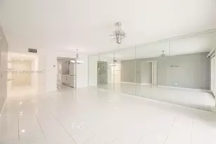 12601 SW 13th St, Pembroke Pines, FL 33027 - Photo 8