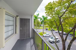 12601 SW 13th St, Pembroke Pines, FL 33027 - Photo 28
