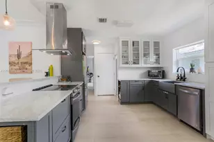 890 NE 90th St, Miami, FL 33138 - Photo 10