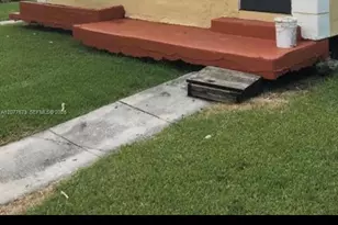 820 Rickey Jackson Blvd, Pahokee, FL 33476 - Photo 6