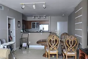 325 S Biscayne Blvd, Miami, FL 33131 - Photo 8