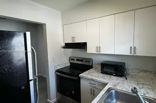 2734 SW 30th Ct, Miami, FL 33133 - Photo 6