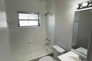 2734 SW 30th Ct, Miami, FL 33133 - Photo 4