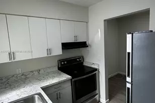 2734 SW 30th Ct, Miami, FL 33133 - Photo 14