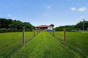 21255 SW 213th Avenue Rd, Miami, FL 33187 - Photo 44