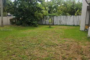 1055 NW 187th Ave, Pembroke Pines, FL 33029 - Photo 38