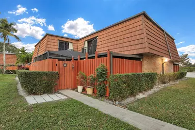 9139 SW 23rd St #A, Davie, FL 33324 - Photo 1