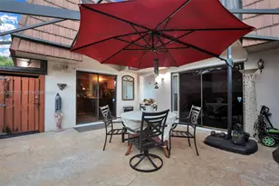 9139 SW 23rd St, Davie, FL 33324 - Photo 2