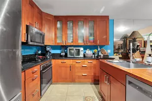 9139 SW 23rd St, Davie, FL 33324 - Photo 4