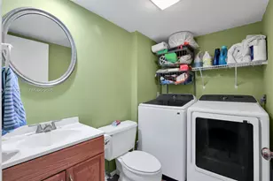 9139 SW 23rd St, Davie, FL 33324 - Photo 8