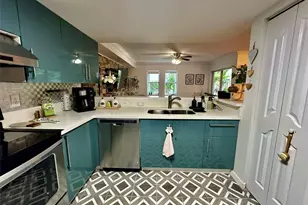 10901 NW 88th Terrace, Doral, FL 33178 - Photo 2