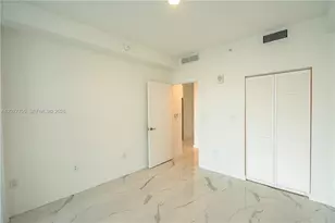 8425 Crespi Blvd, Miami Beach, FL 33141 - Photo 14
